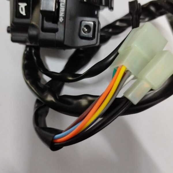 CHAVE  RT PUNHO LUZ HONDA BROSS125/150 EX/ESD 03/05 (IP0011)